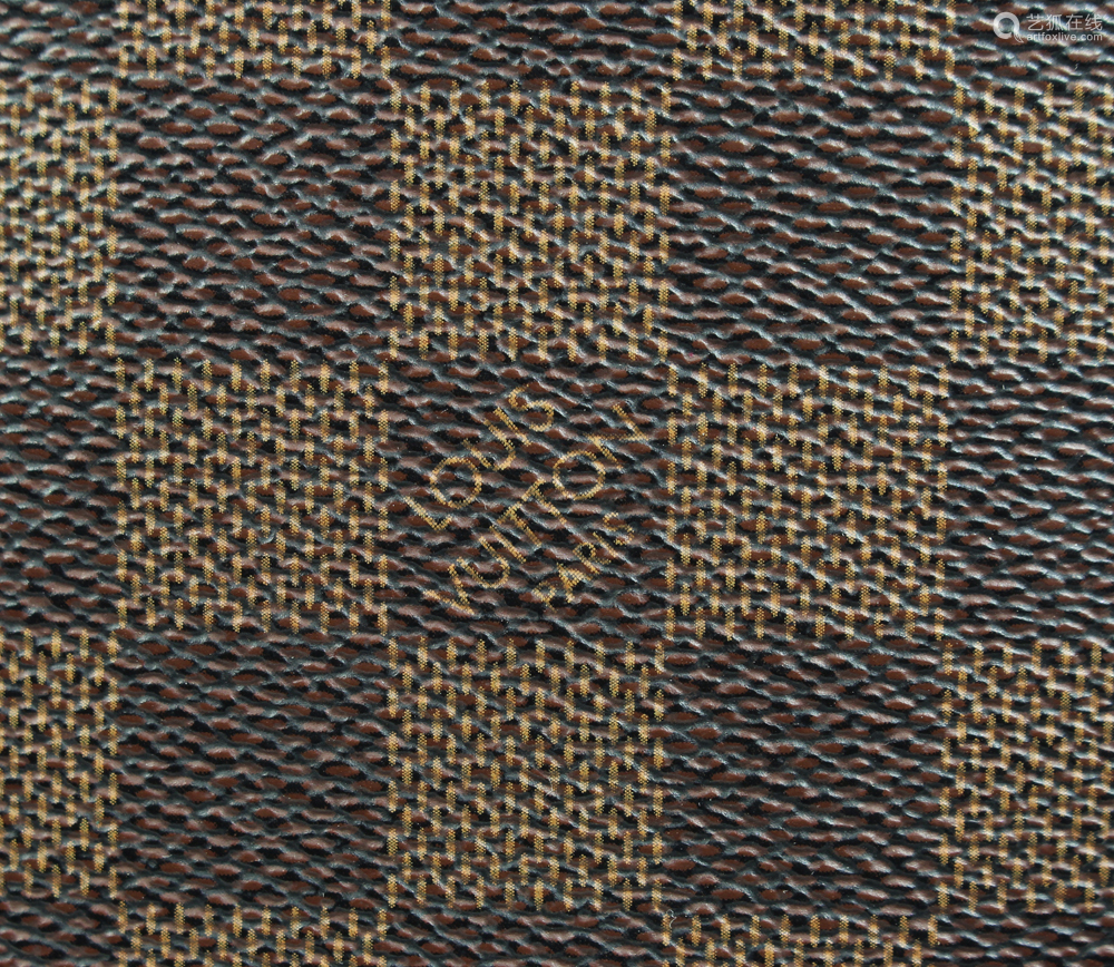 Unveiling the Alluring Elegance of LV Leather Tie Brown