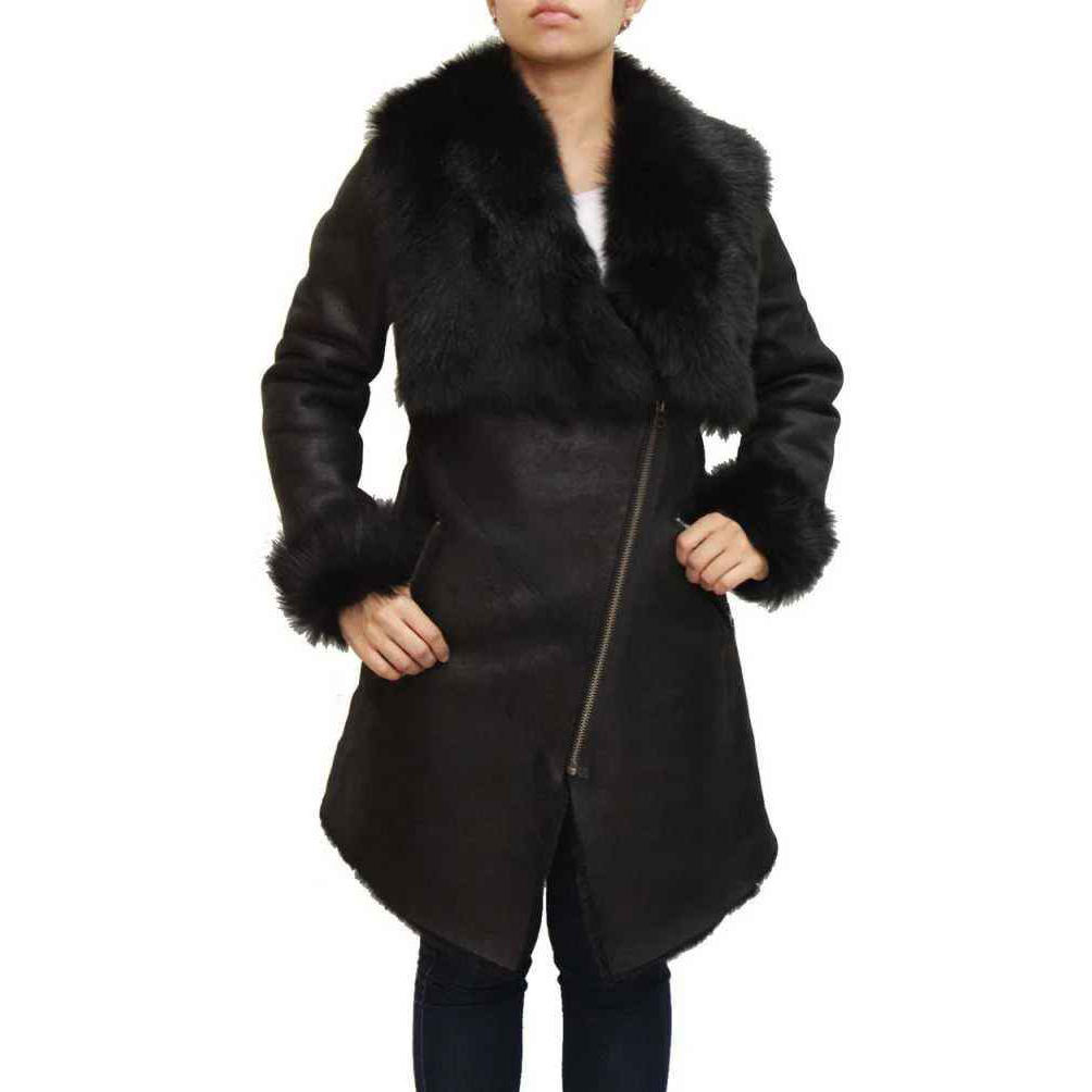 The Alluring Elegance of Sheep Fur Lining Tie Coat