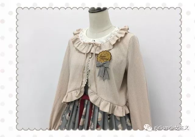 The Enthralling World of Lolitabot Ties: A Masterpiece of Elegant Accessories