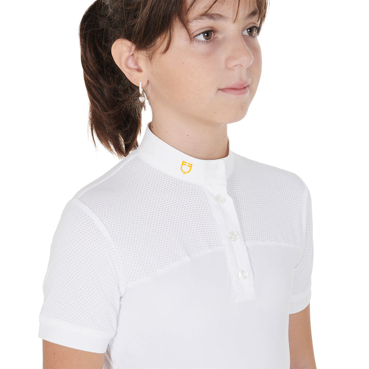 The Best in Class: affordable womens short-sleeve shirts with ties