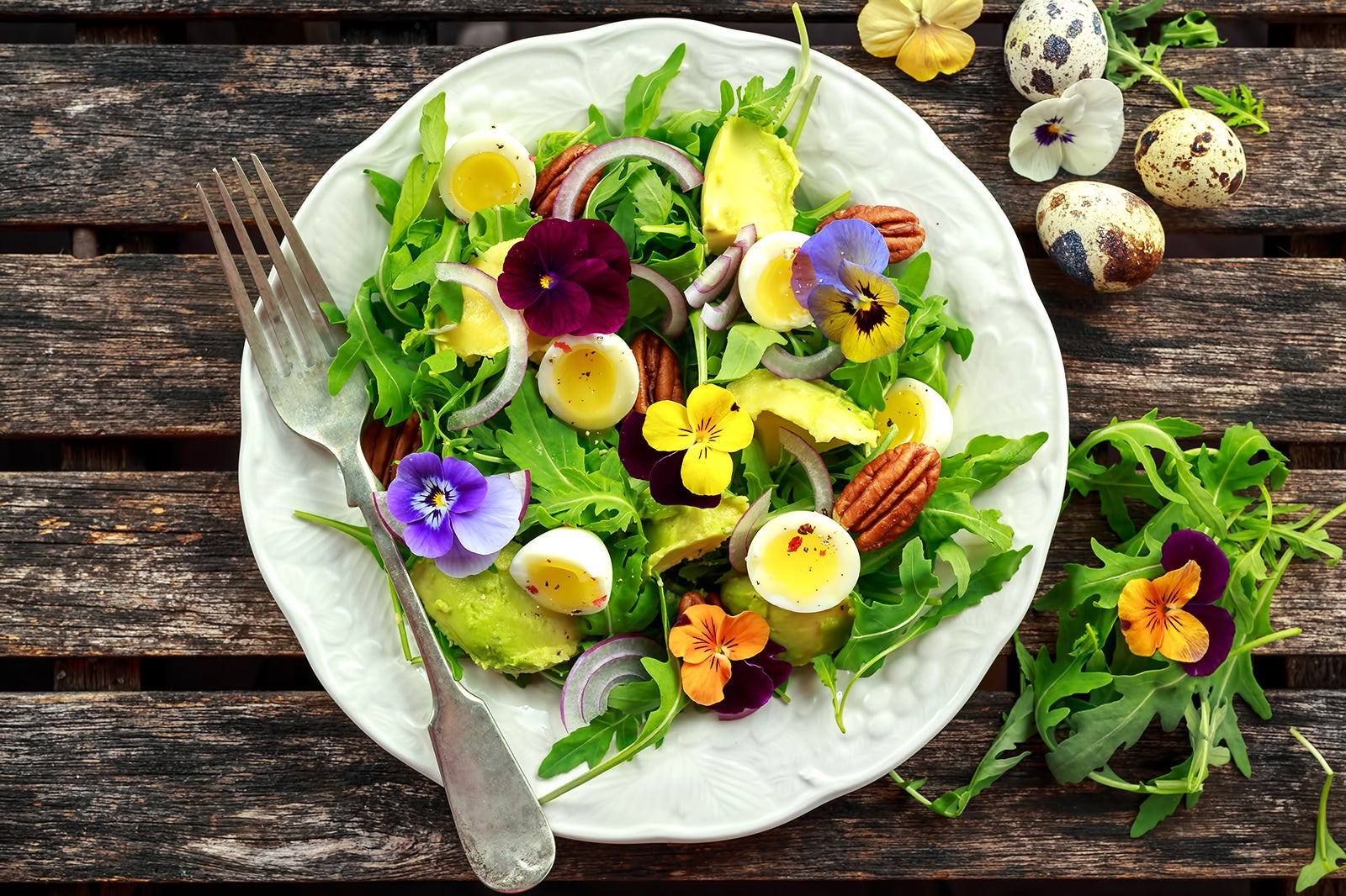 The Unique Dish of Flower Tie and Monthly Meal