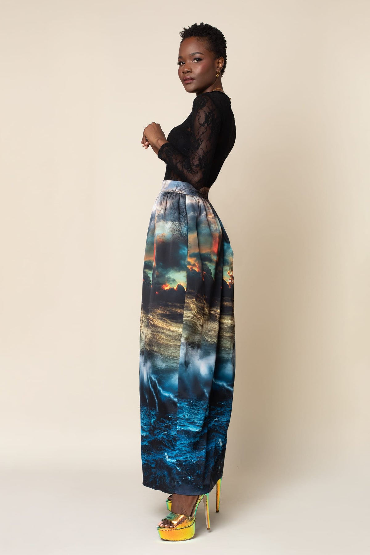 The Timeless Elegance of Long Skirts with Ties: A Cultural Exploration