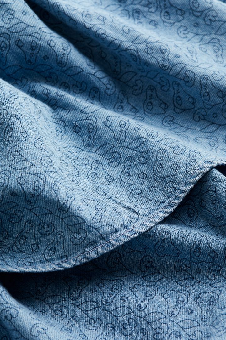 The Unique Charm of a Blue Tie Embroidered Pattern in Fashion