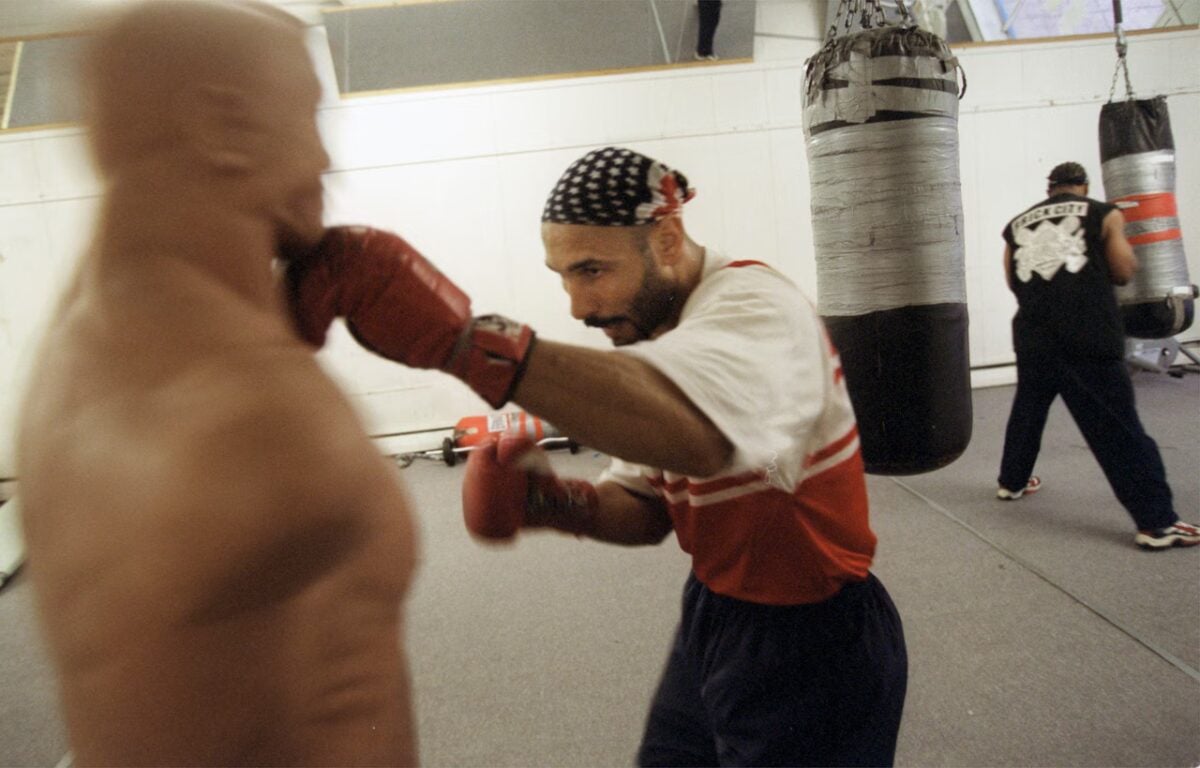 The Enchanting World of BoXing Ties: A Masterpiece of Gentlemens Attire