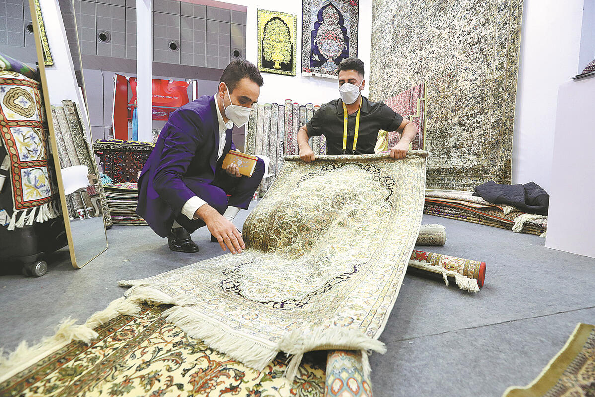 Exploring the Finest Chinese Silk scarves and Ties from Fujian Province