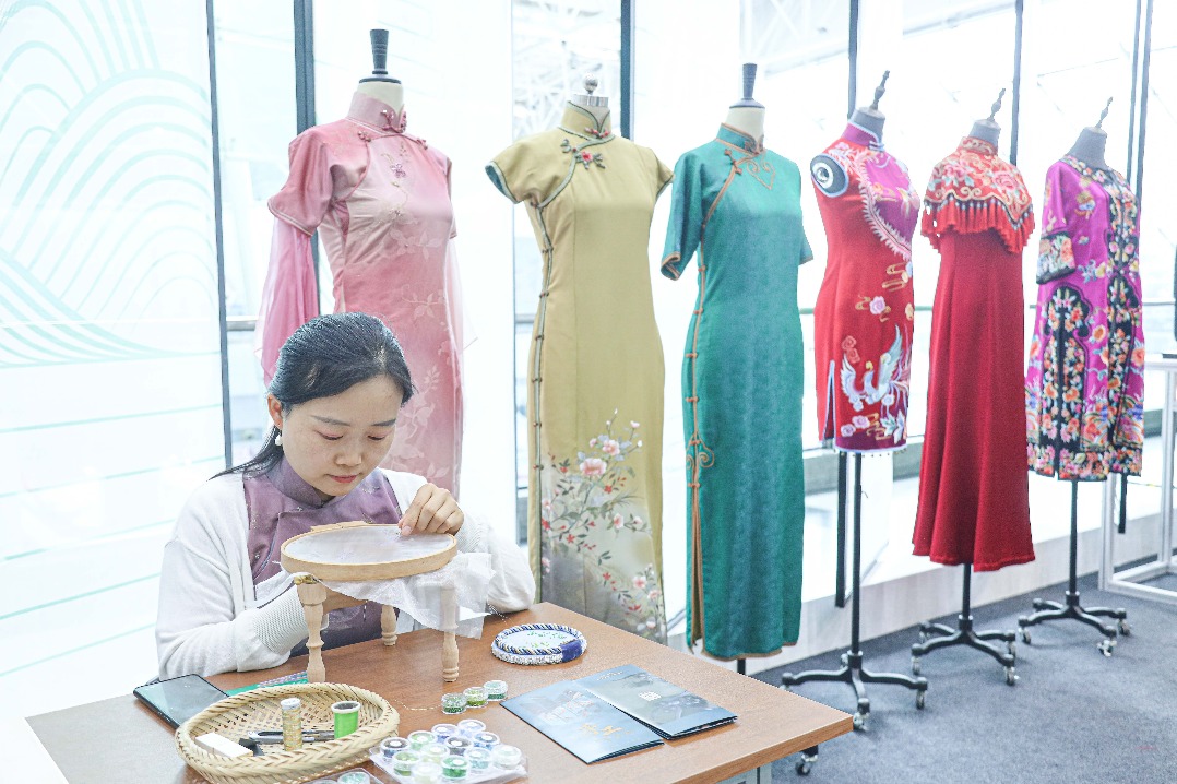 Anhui Ties: A Cultural Heritage and a Fashion Statement