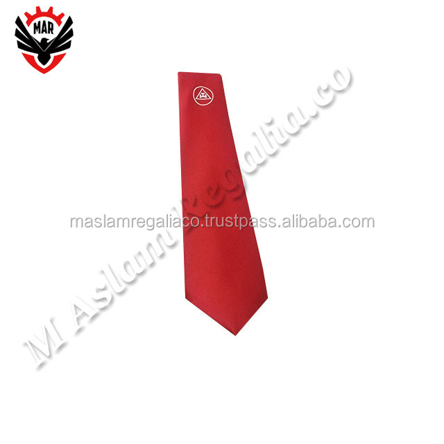 The Unique Charm of Sina Red Tie