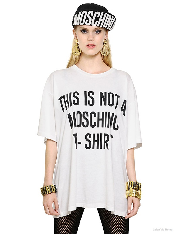 The Iconic Moschino Tie: A Timeless Fashion Statement