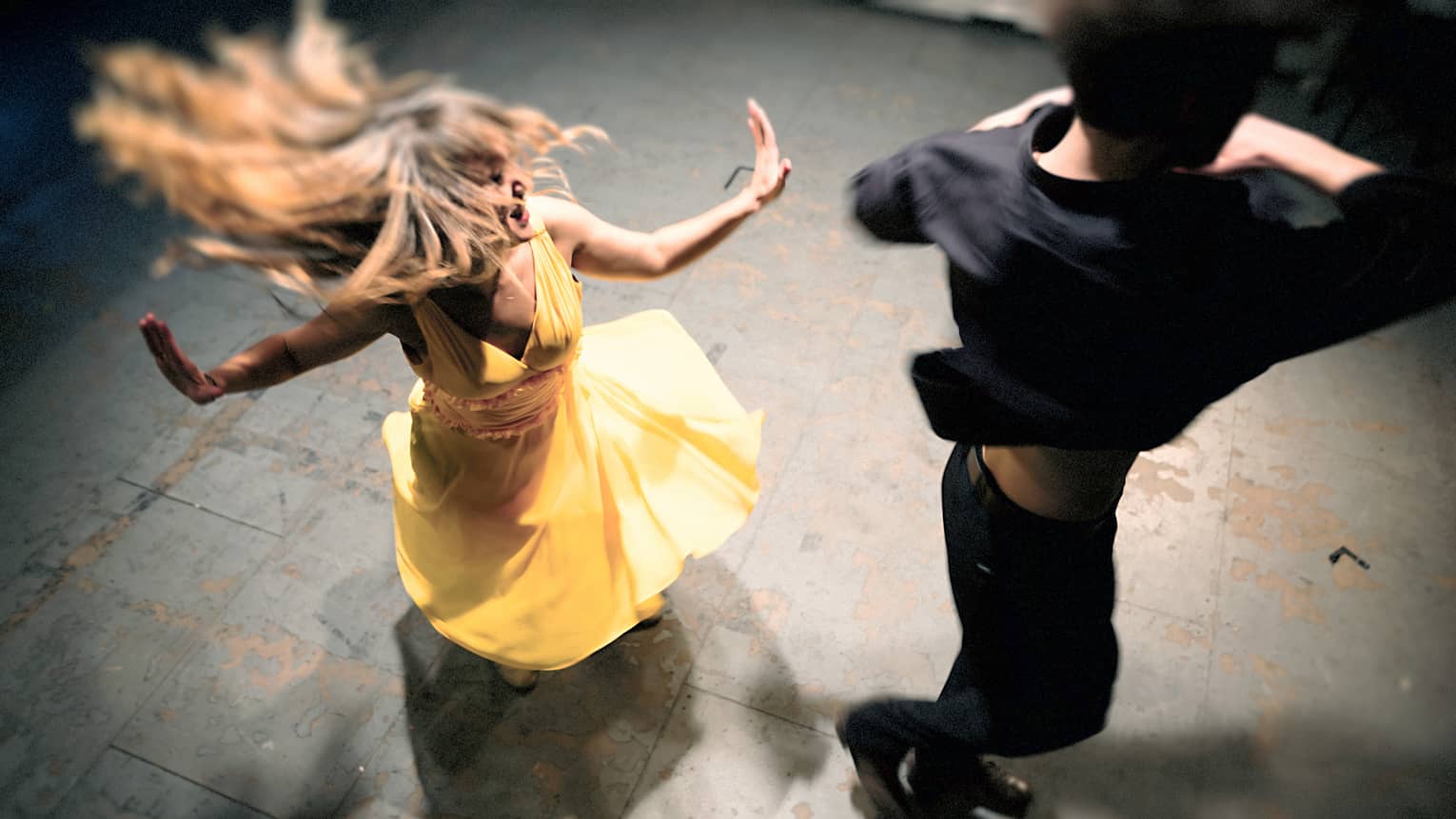 The Unique Charm of a Woman’s Tie Dance