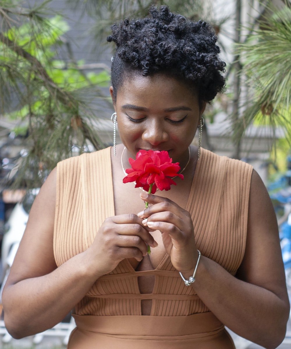 The Art of Wearing Flowers and Ties: A Womans Guide to Dressing for Success