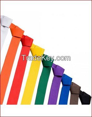 The Color of Tie for Graduation Photos: Brands and Styling Tips