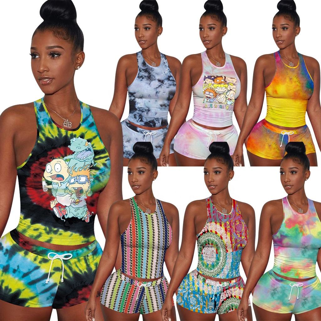 The Art of Mixing Style: The Phenomenon of Tie-Dye Swimsuits