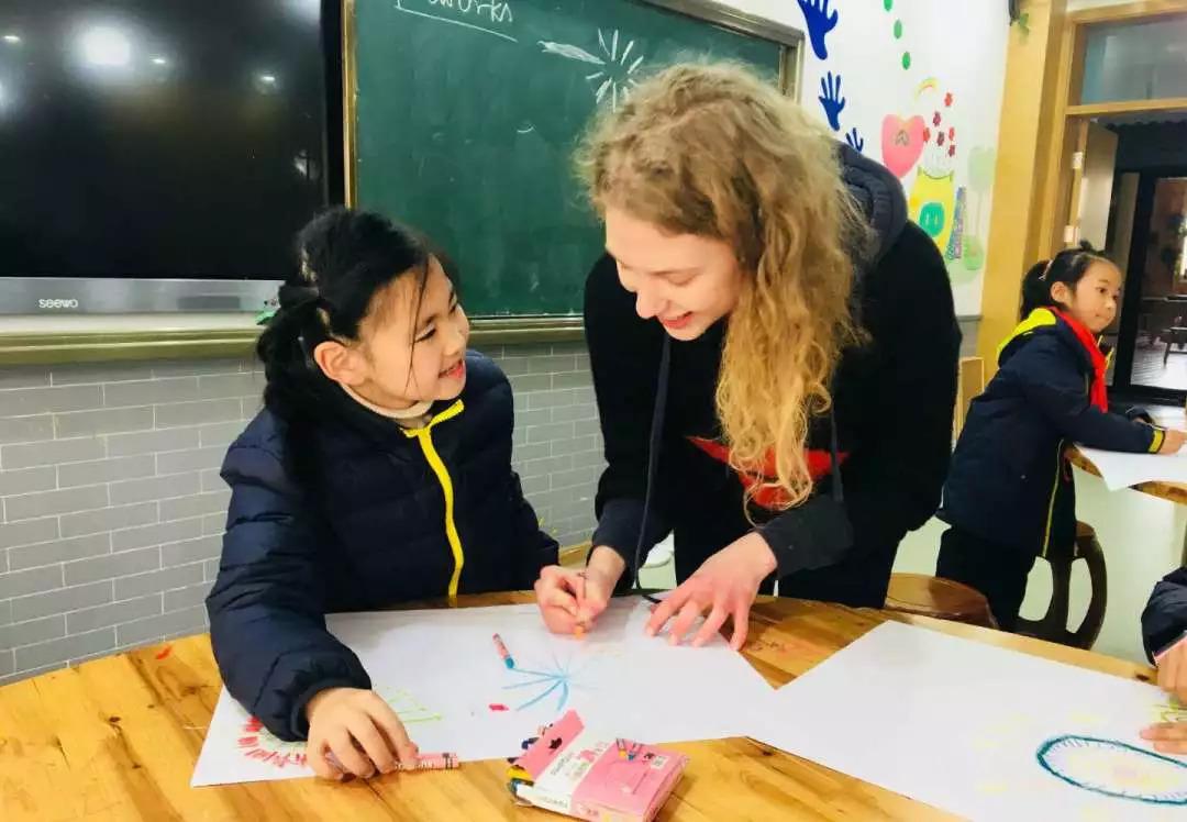 The art of teaching young children to tie a tie