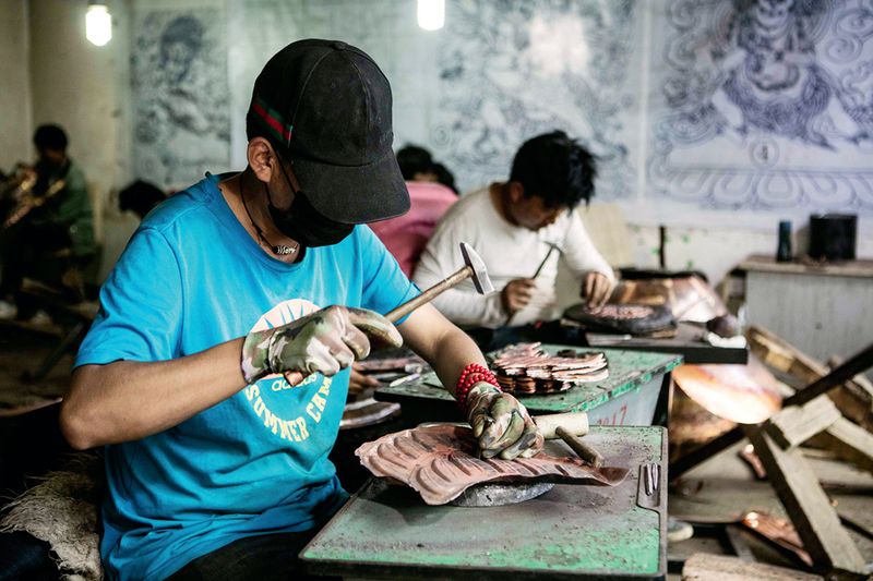 The Art of Making Ties in Gansu Province