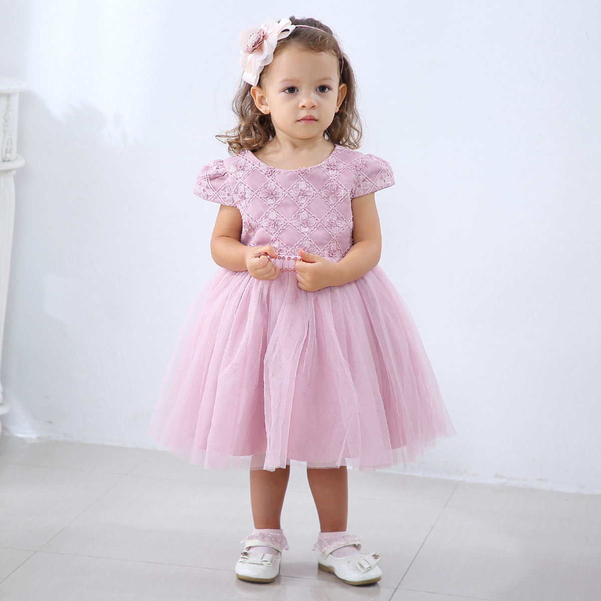 The Trendy and Stylish Childrens Tie Dress: A Fashionable Choice for Young Diners