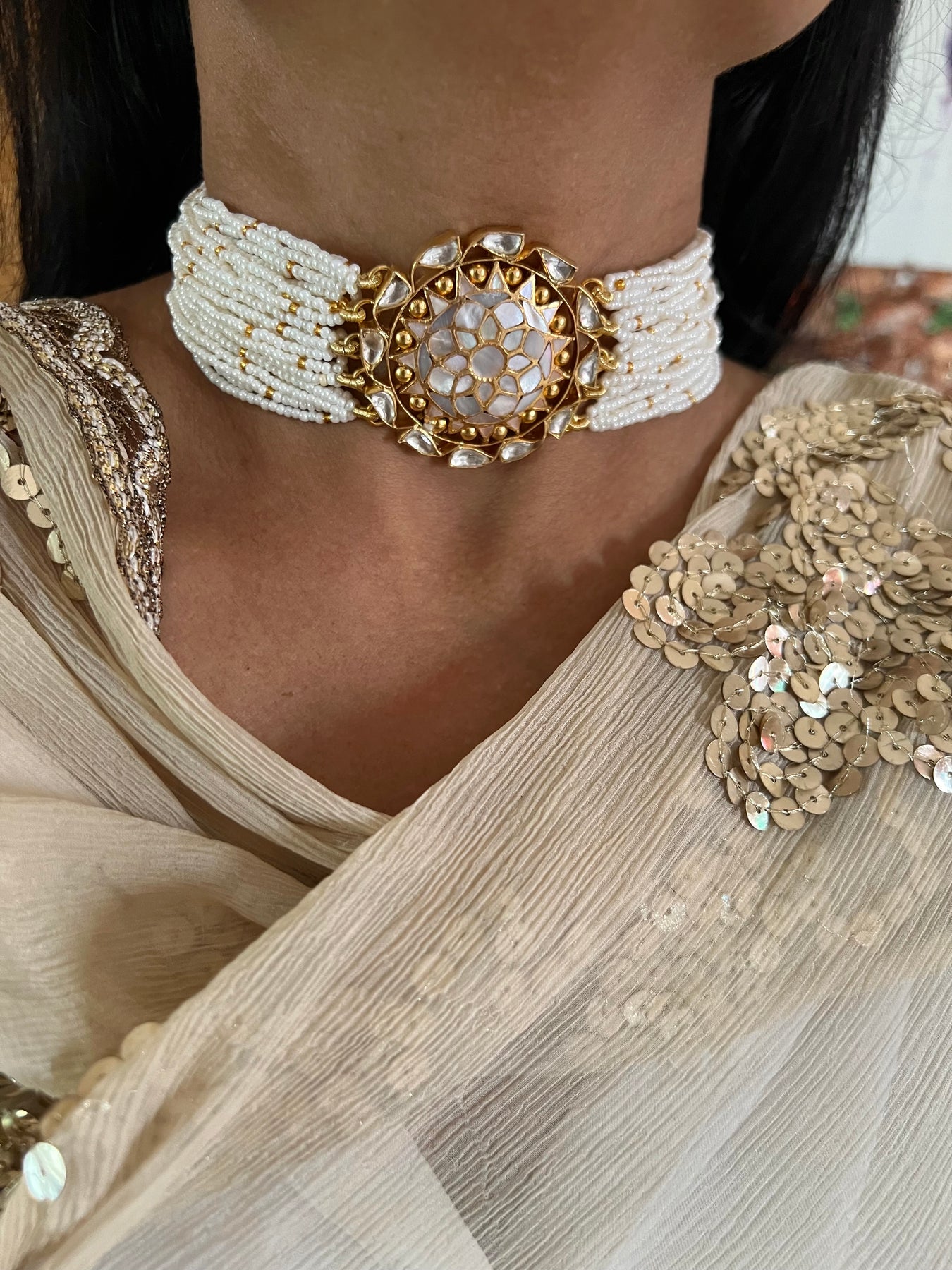 The Timeless Elegance of V-Shaped Pearl Chokers: A Celebration of Beauty and Class