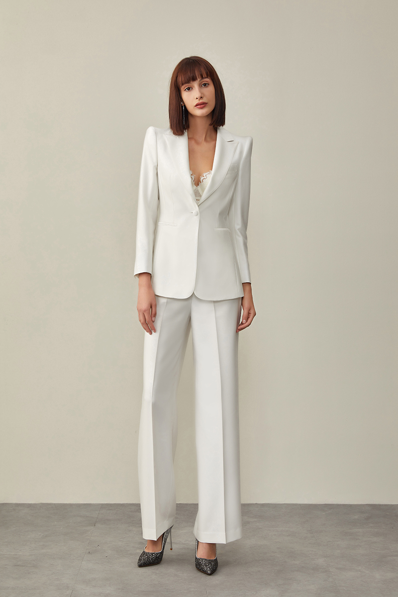 The Timeless Elegance of a White Tie Suit