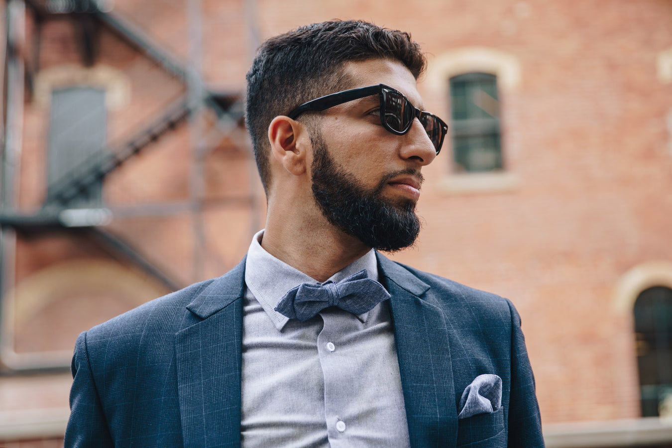 Mens Hair Ties and Tie Knots: A Comprehensive Guide to Style and Confidence