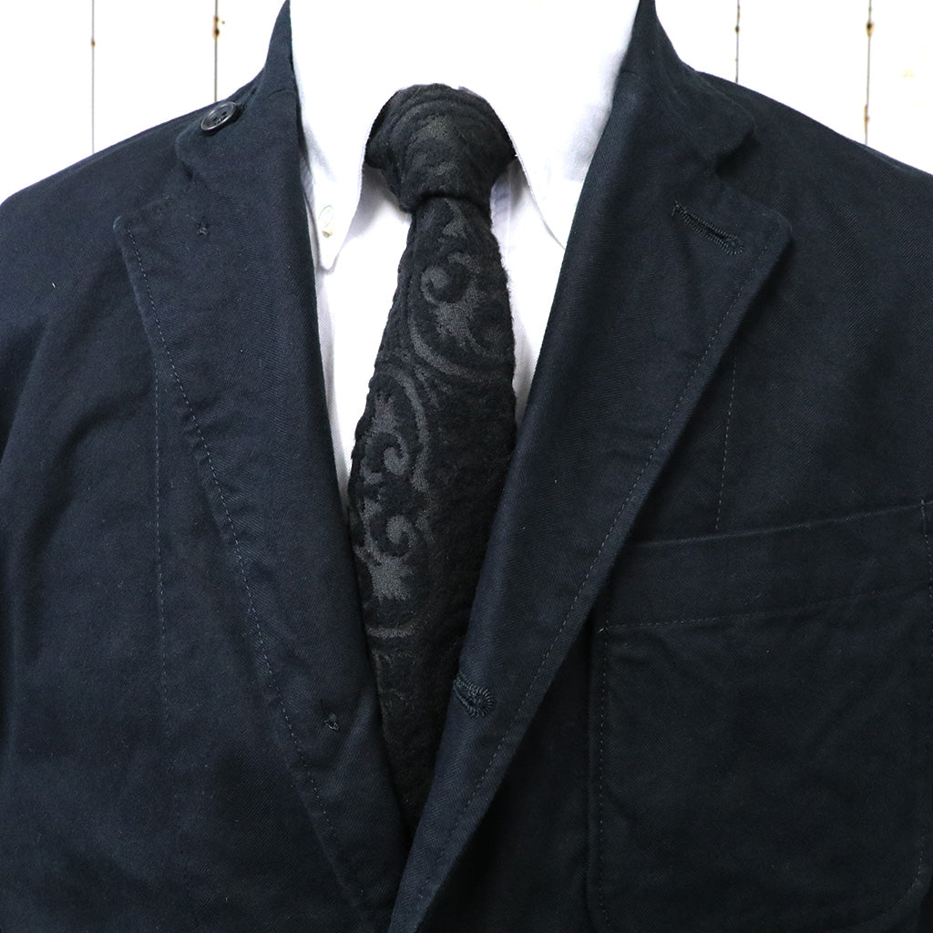 The Unique Charm of Chen Guanxis Suit and Tie