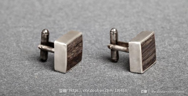 The Cufflinks Conundrum